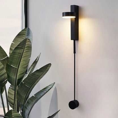 Sleek Modern Wall Lamp